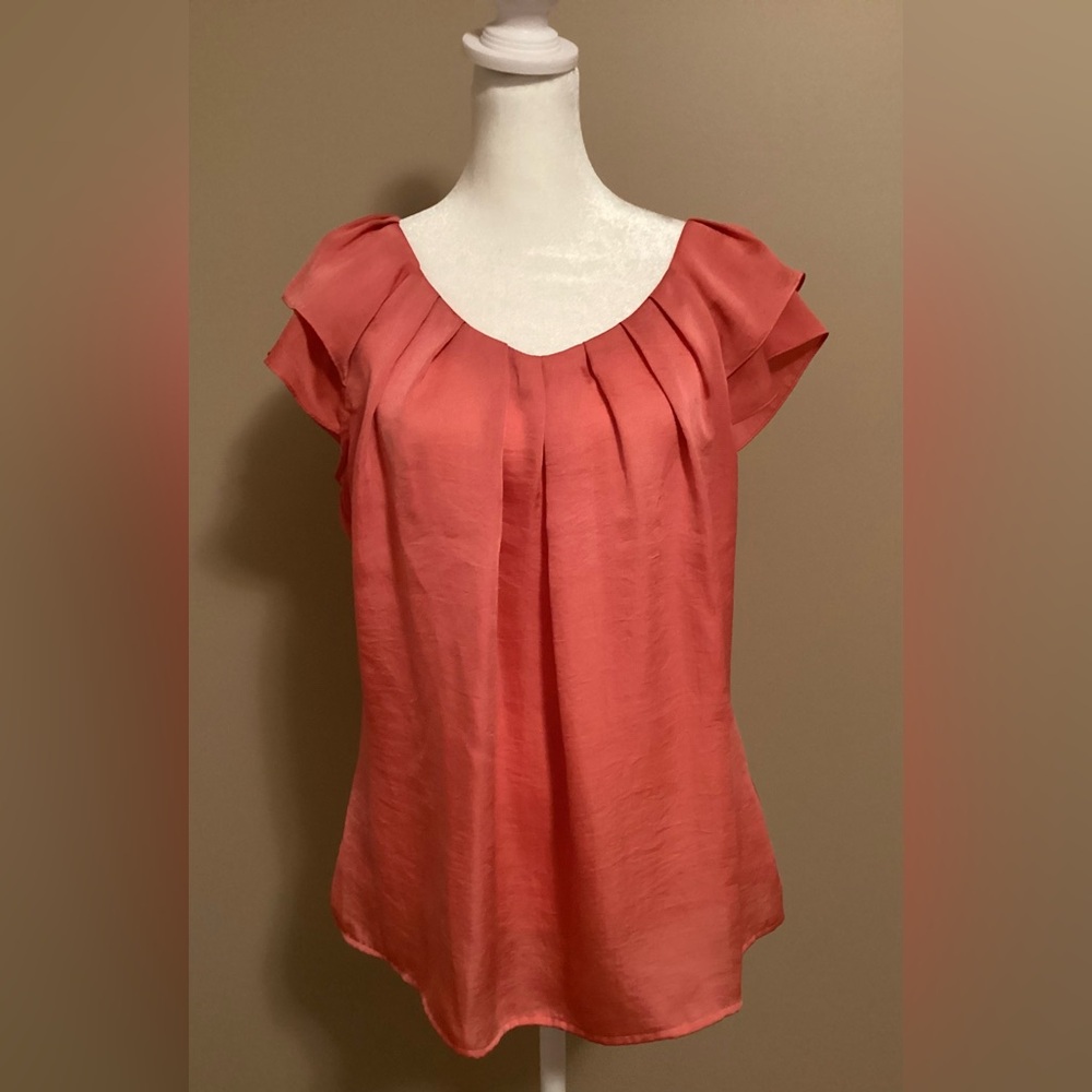 Dressbarn Elegant Coral Women's Top Size Medium